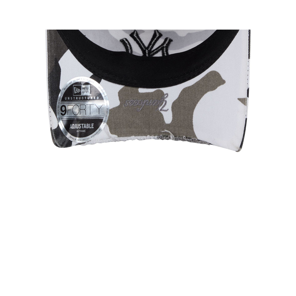 New York Yankees Washed Camo 9FORTY A-Frame Unstructured Cut-Off Visor Snapback Hat