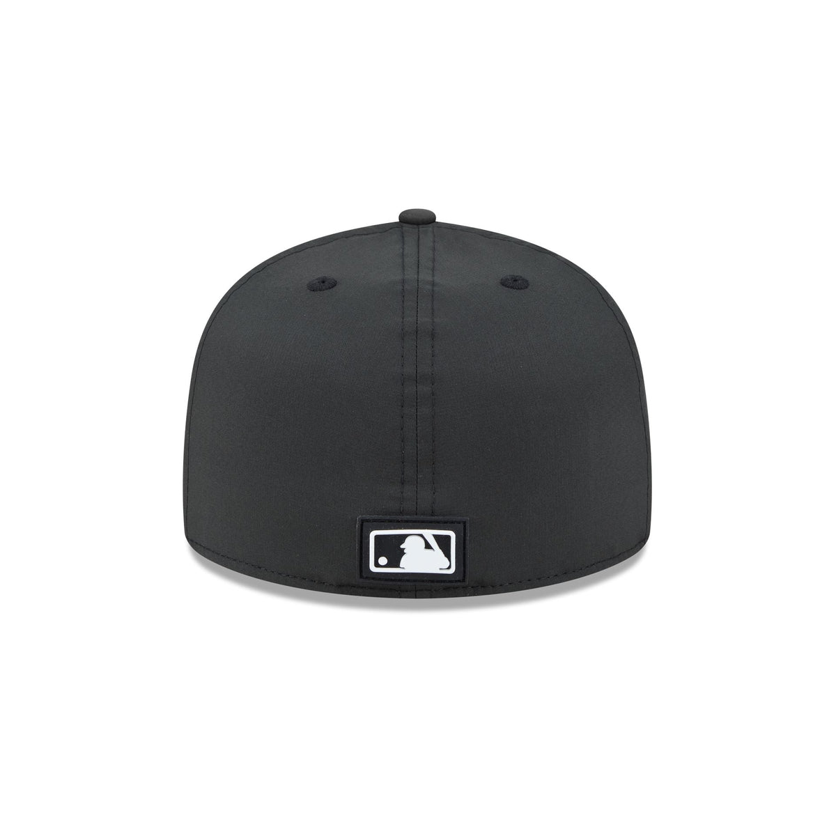 Chicago White Sox 2026 Clubhouse Black & White 59FIFTY Fitted Hat
