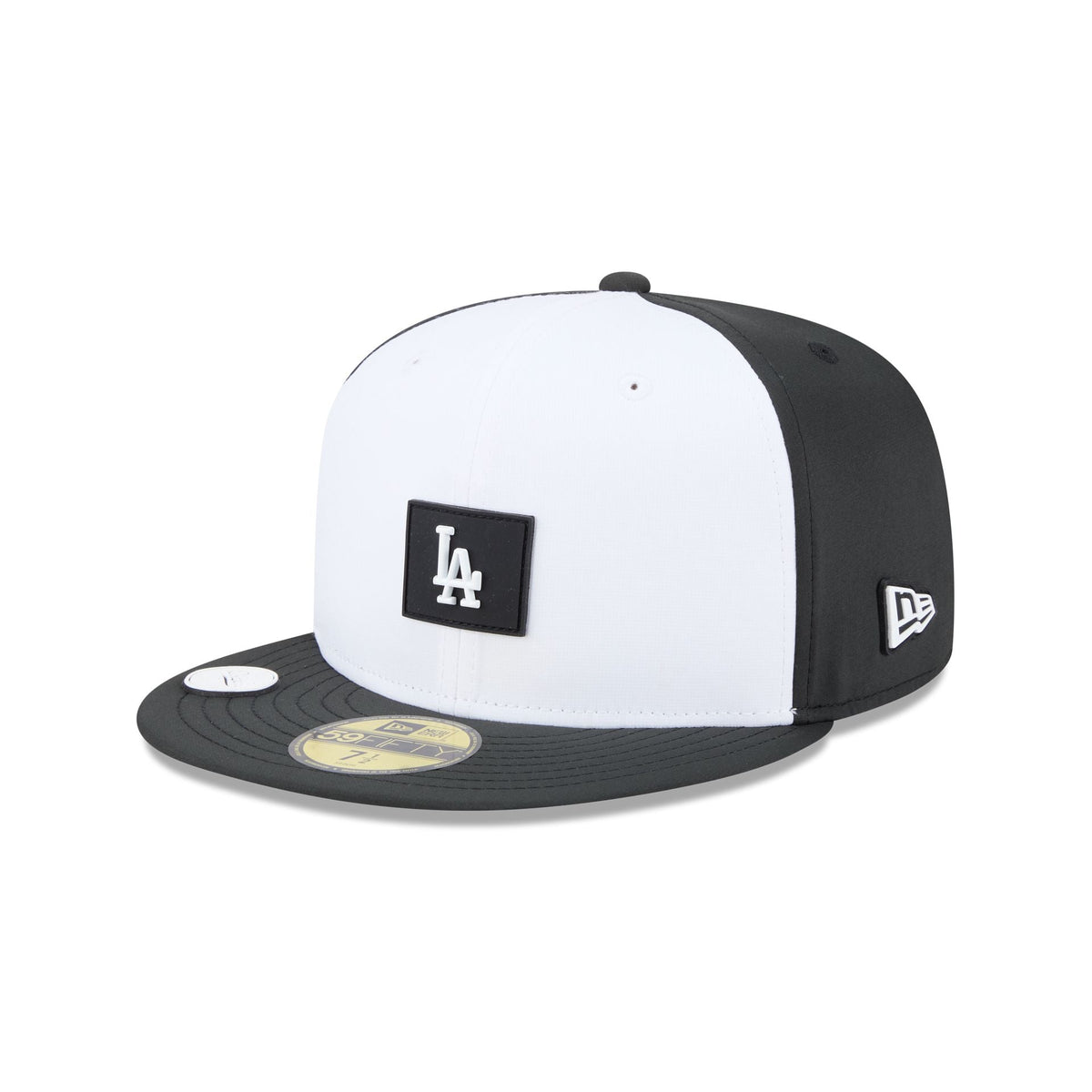 Los Angeles Dodgers 2026 Clubhouse Black & White 59FIFTY Fitted Hat