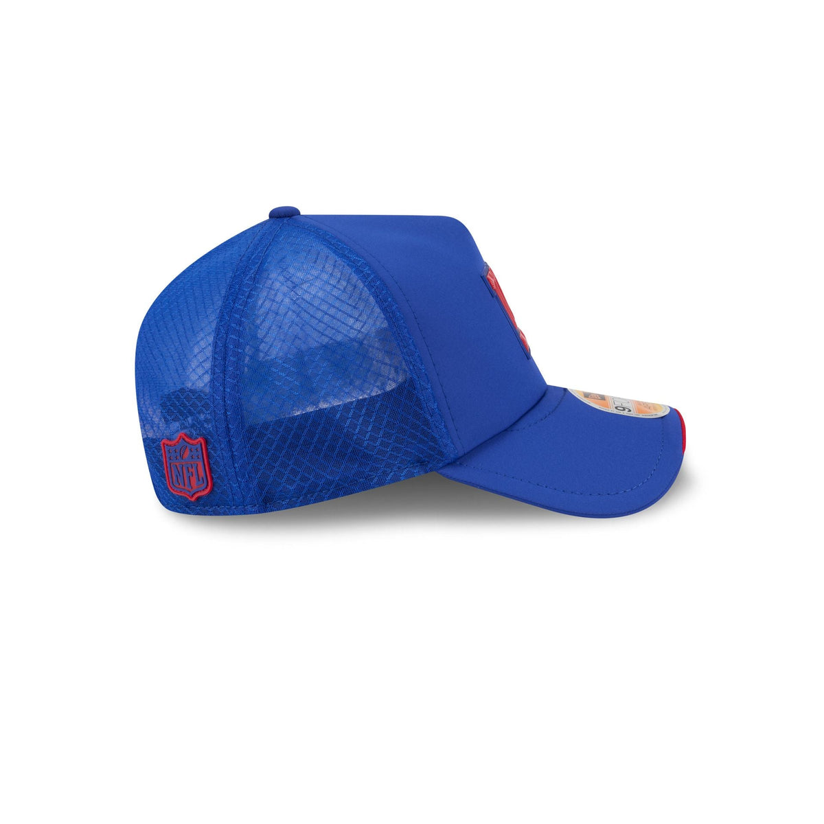 New York Giants 2026 Sideline 9FORTY APEX Trucker Hat