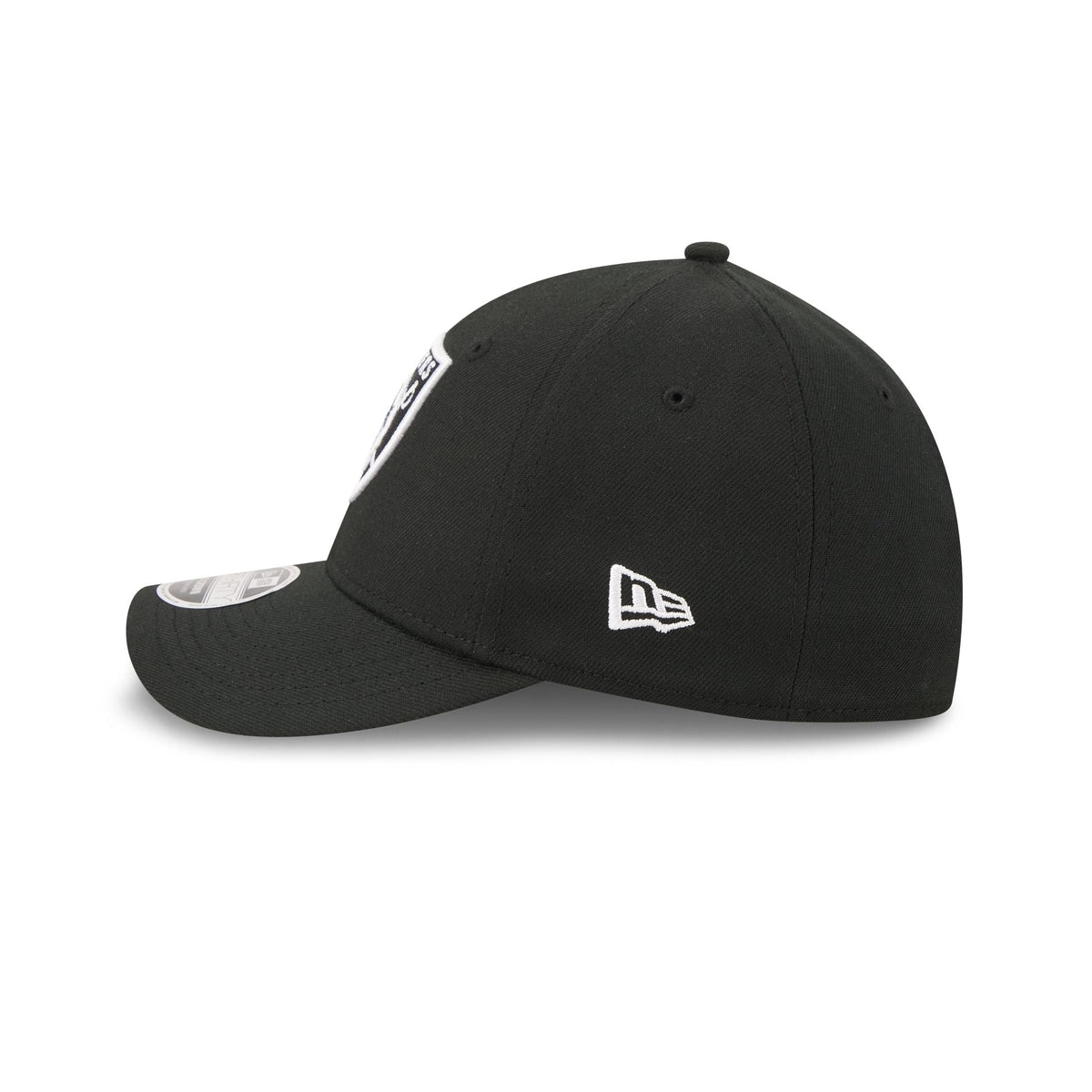 Las Vegas Raiders Poly Black & White 39THIRTY M-Crown Stretch Fit Hat
